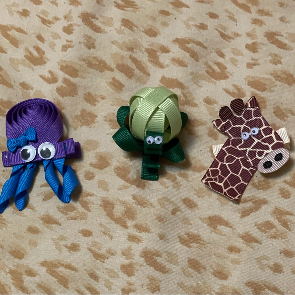 Hair clips!!